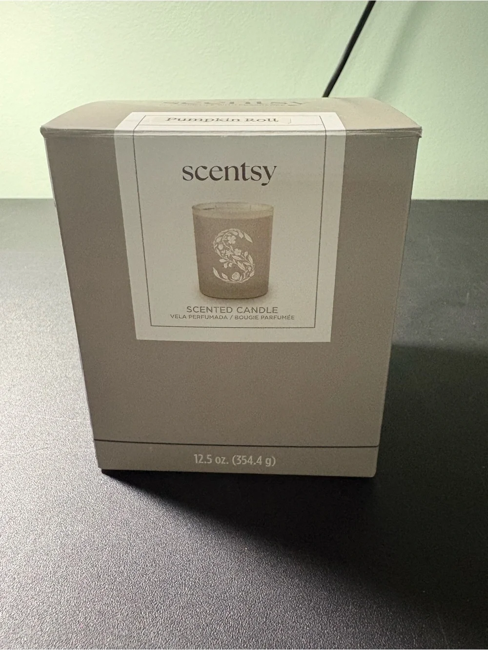 Scentsy Pumpkin Roll Scented Candle